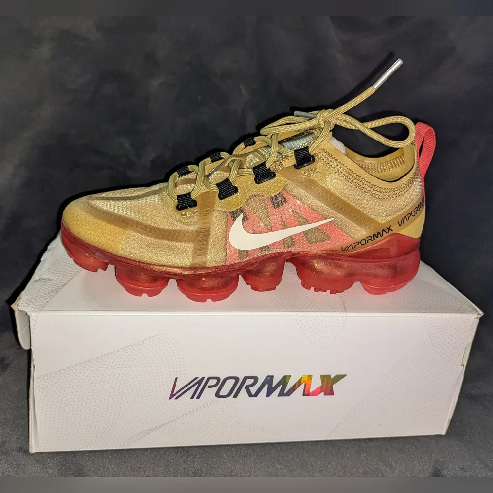 Nike Vapormax "Crimson Gold," NWT, Vintage Nike - Picture 7 of 14
